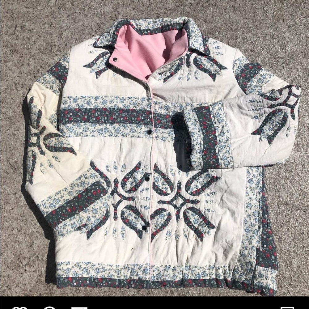 ✨ Vintage Quilted Jacket